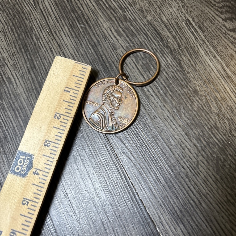 1995 Lincoln Penny Replica Large Coin Wall Hanging – 3" Diameter - Picture 8 of 9